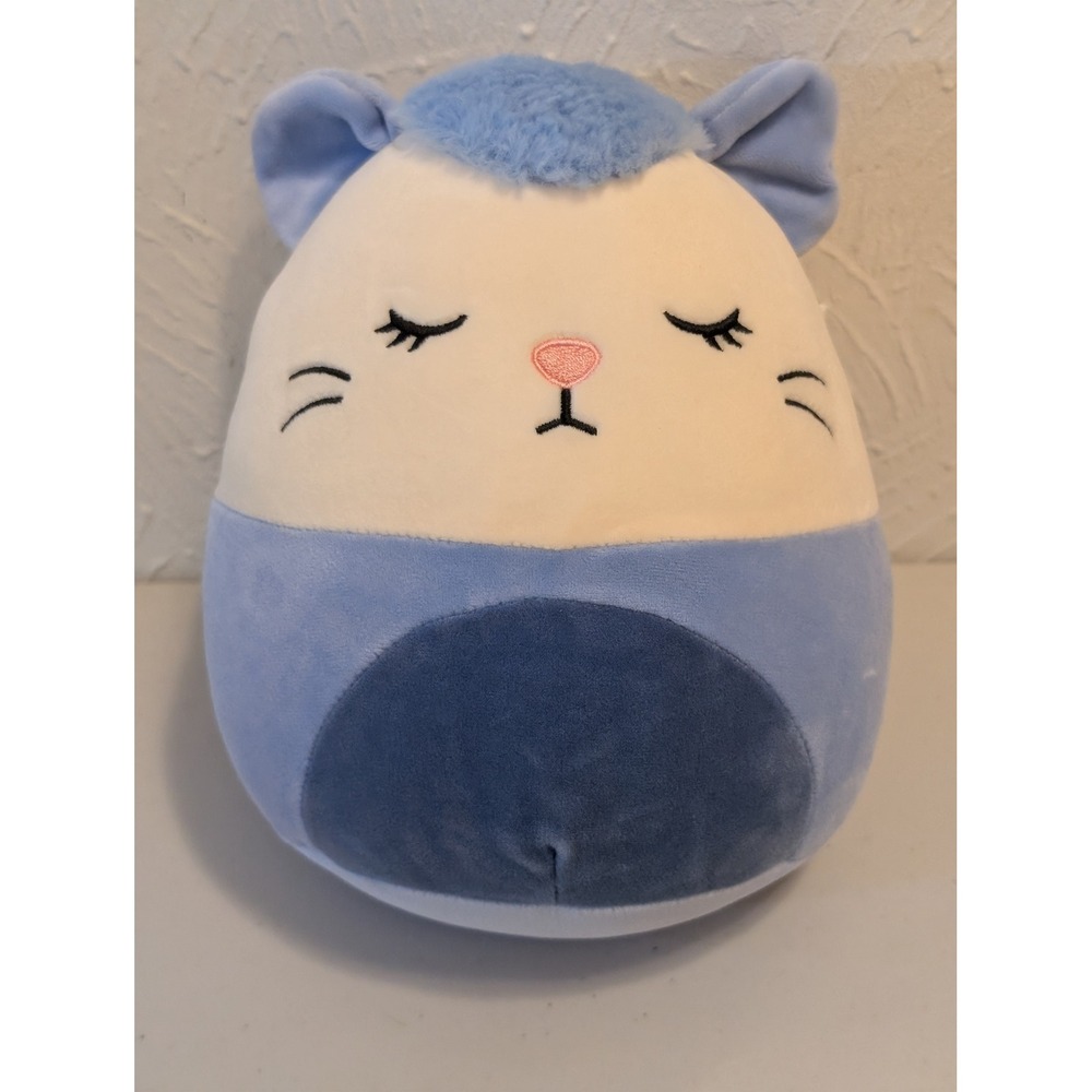 Squishmallows Queller the possum